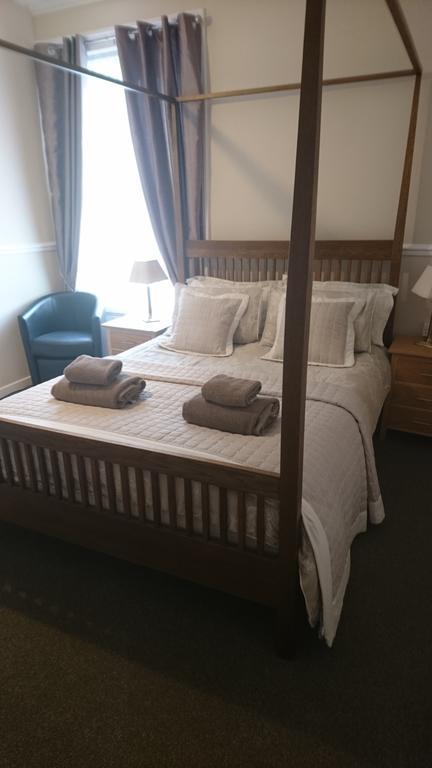 קרליסל Cornerhouse Guesthouse מראה חיצוני תמונה