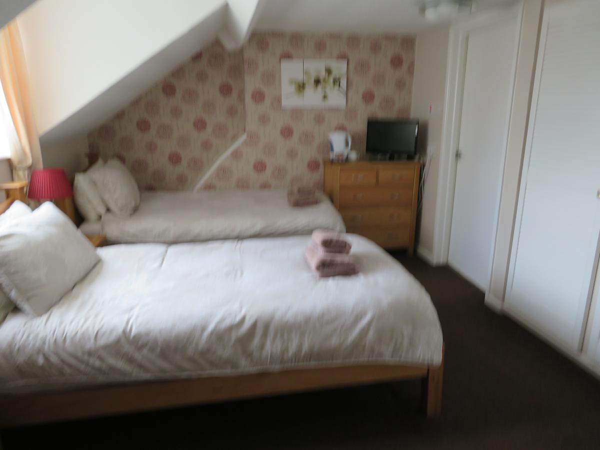 קרליסל Cornerhouse Guesthouse מראה חיצוני תמונה